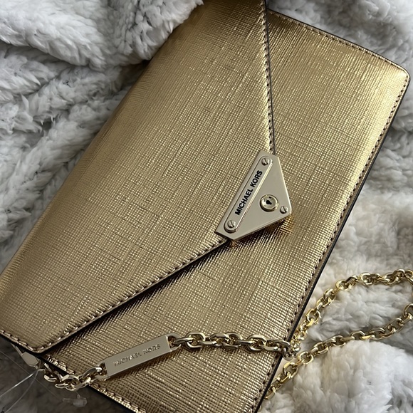 Michael Kors Gold Chained Bag - Picture 5 of 8